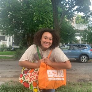 Meet your Posher, Sara